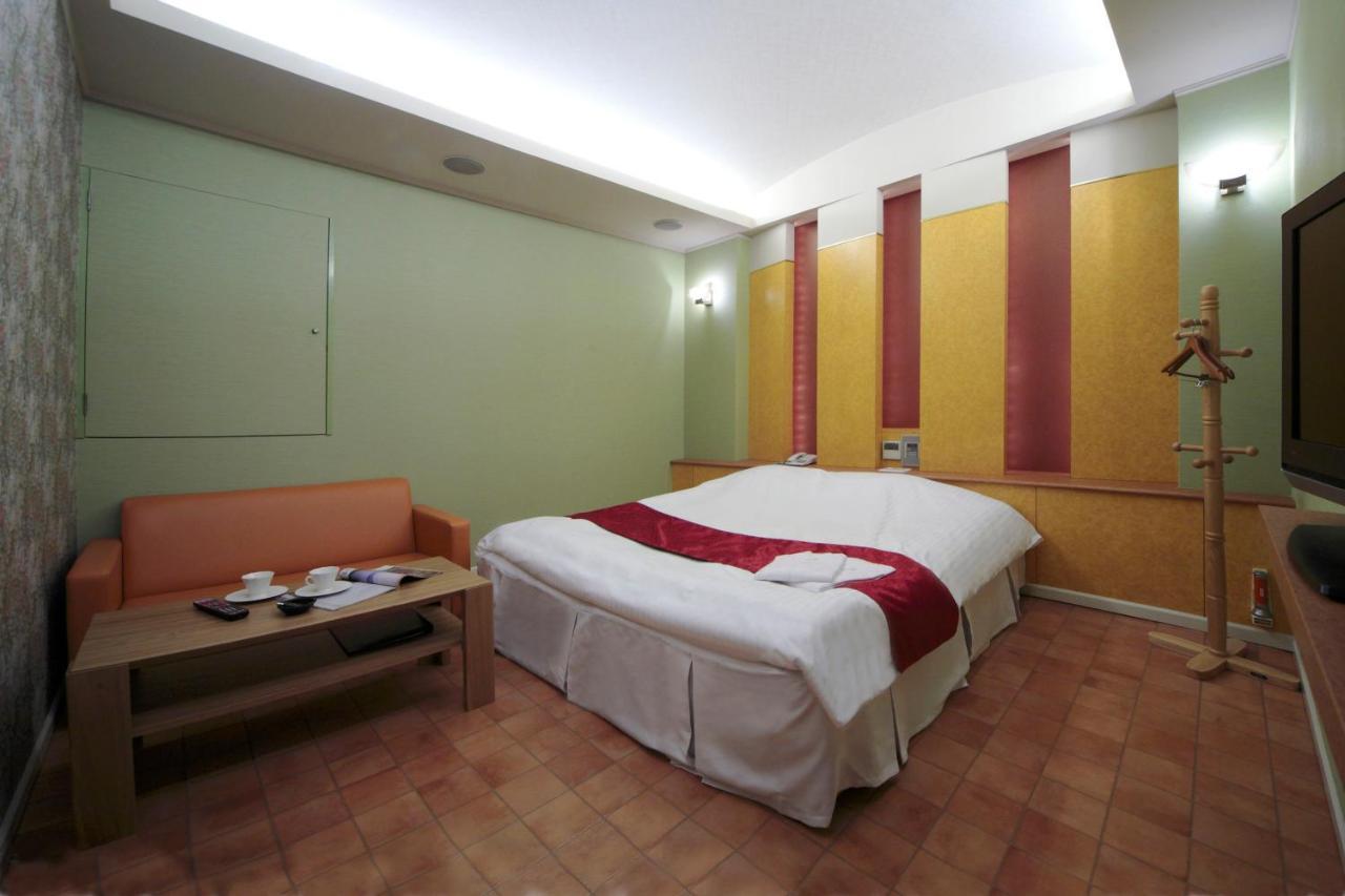 Hotel Lala Minato - Adult Only Nagoya Ngoại thất bức ảnh