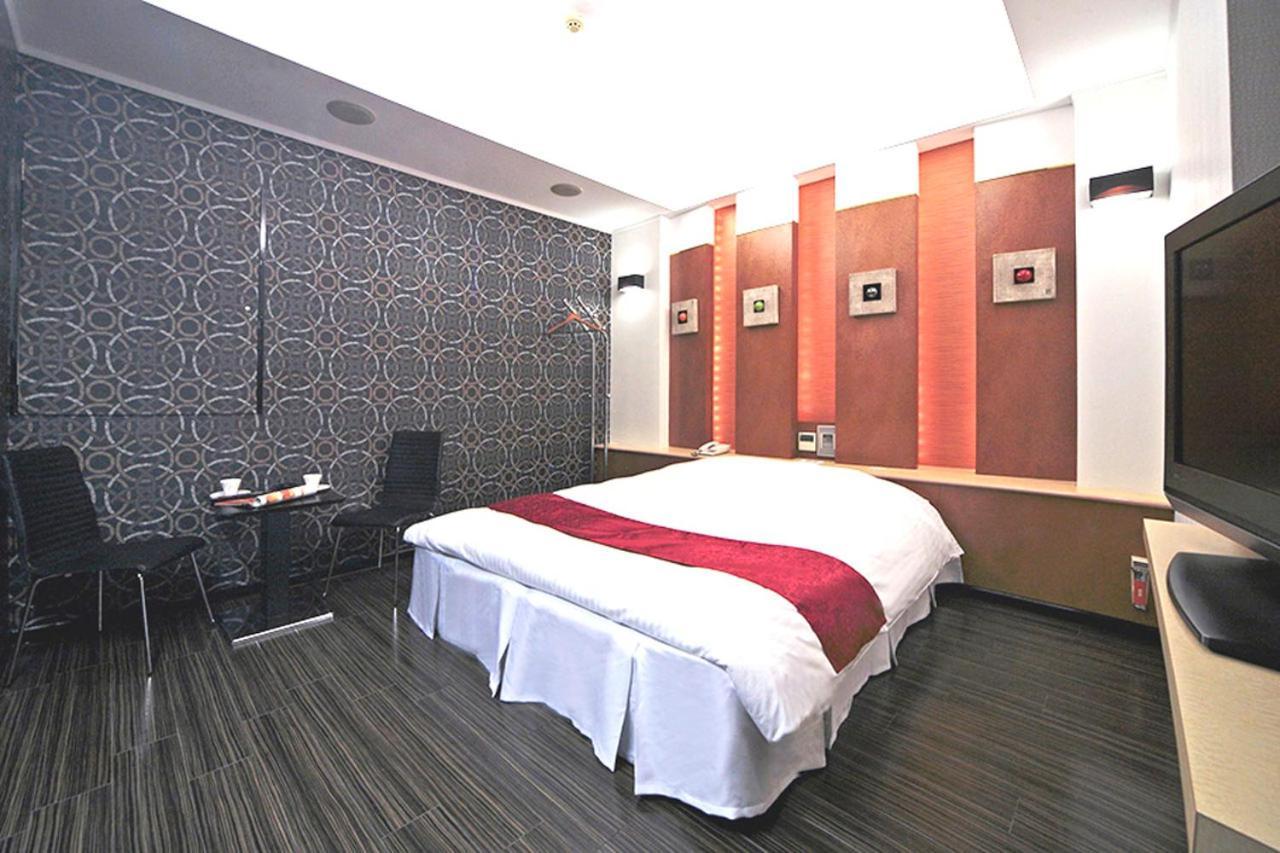 Hotel Lala Minato - Adult Only Nagoya Ngoại thất bức ảnh